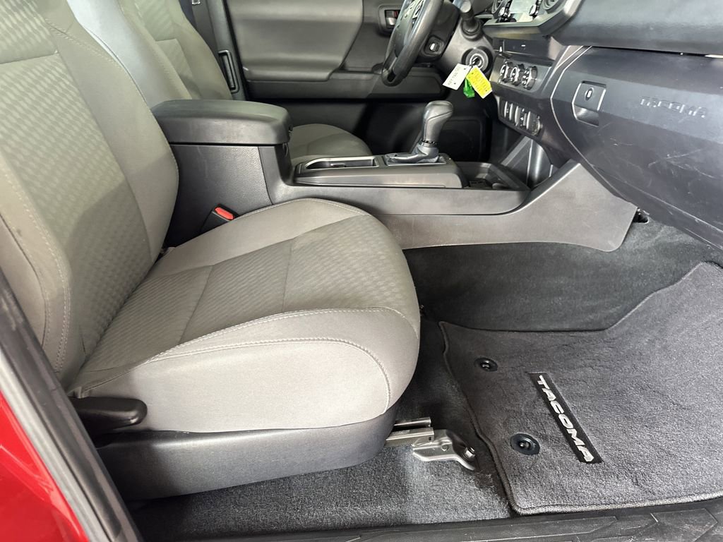 Used 2022 Toyota Tacoma SR RWD image 31