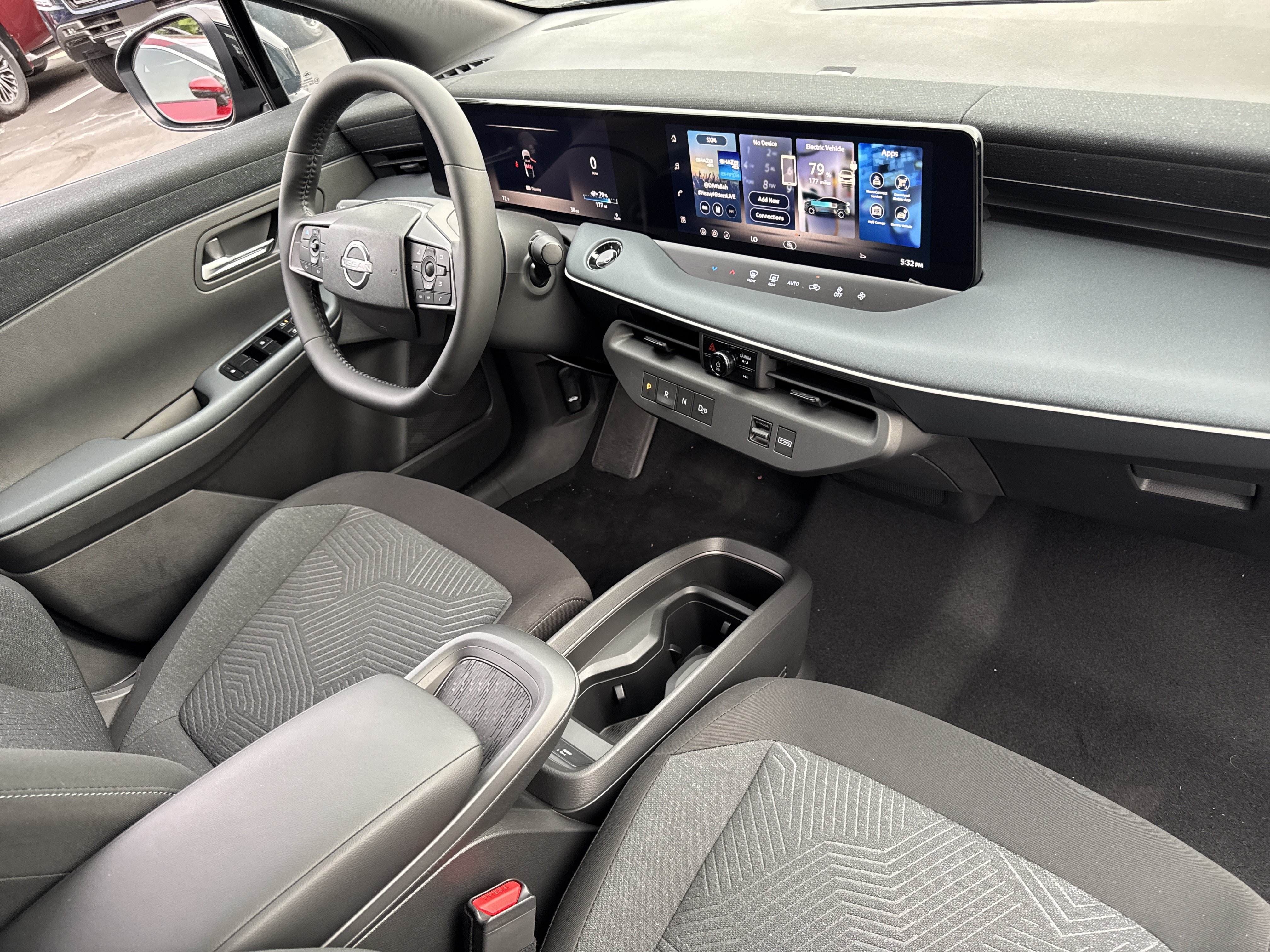 New 2026 Nissan Leaf w/ Floor Mat Package (S+) FWD image 21