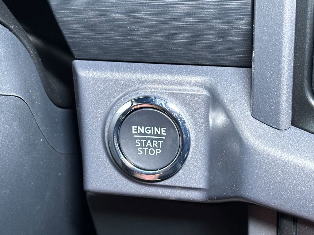 New 2025 Ford F150 XLT w/ Equipment Group 302A MID image 27