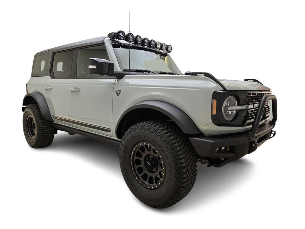 Used 2021 Ford Bronco First Edition image 3
