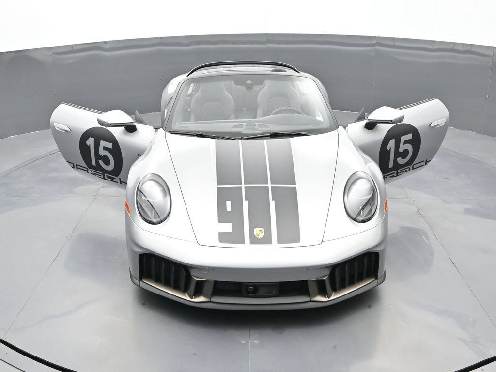 Certified 2026 Porsche 911 Carrera GTS RWD image 31