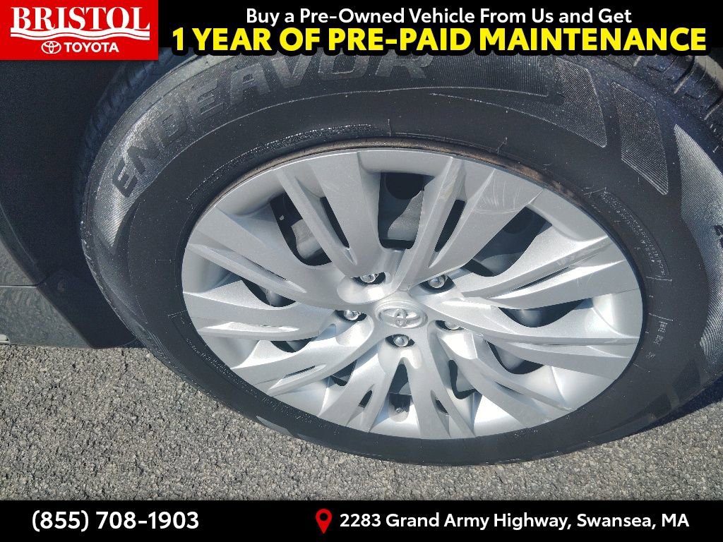 Used 2013 Toyota Camry LE FWD image 11