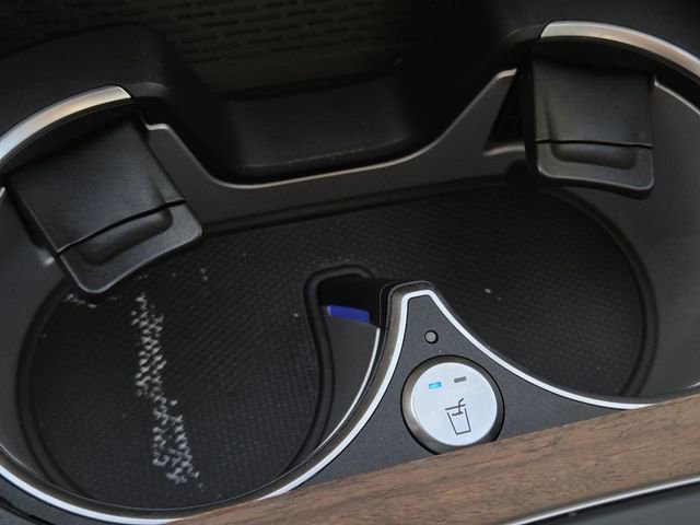 Used 2024 Mercedes-Benz GLS 450 4MATIC image 8