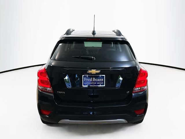 Used 2019 Chevrolet Trax LT w/ LT Convenience Package FWD image 19
