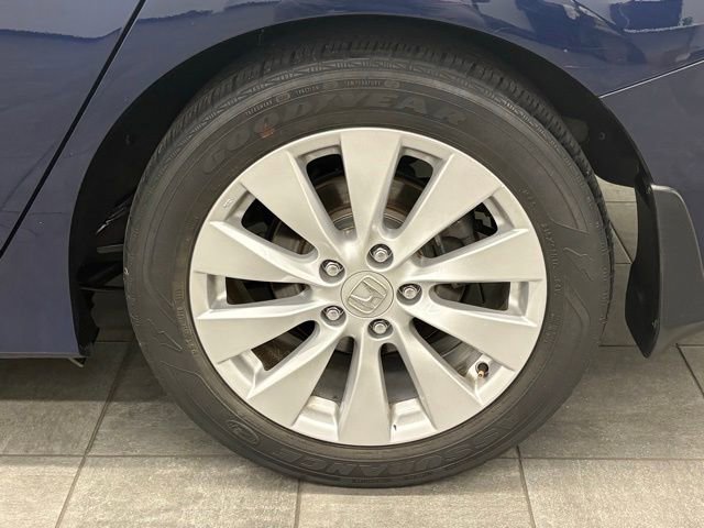 Used 2015 Honda Accord EX-L image 7