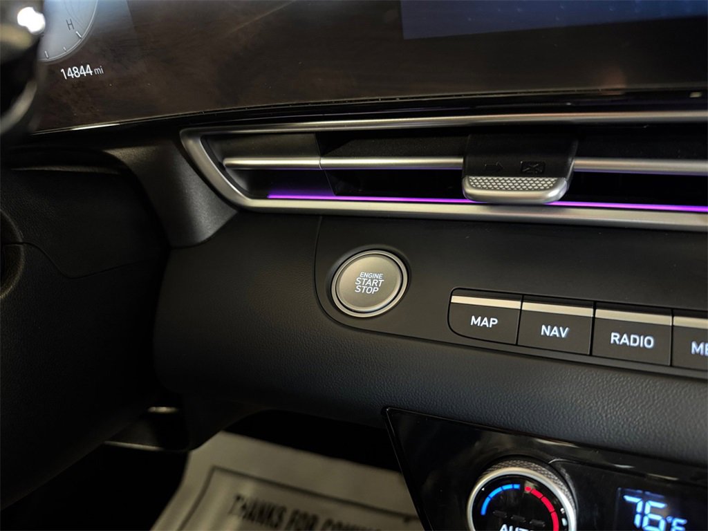 Used 2024 Hyundai Elantra SEL image 29