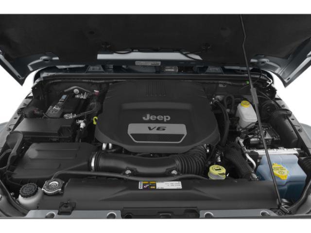 Used 2015 Jeep Wrangler Sahara w/ Connectivity Group AWD/4WD image 17