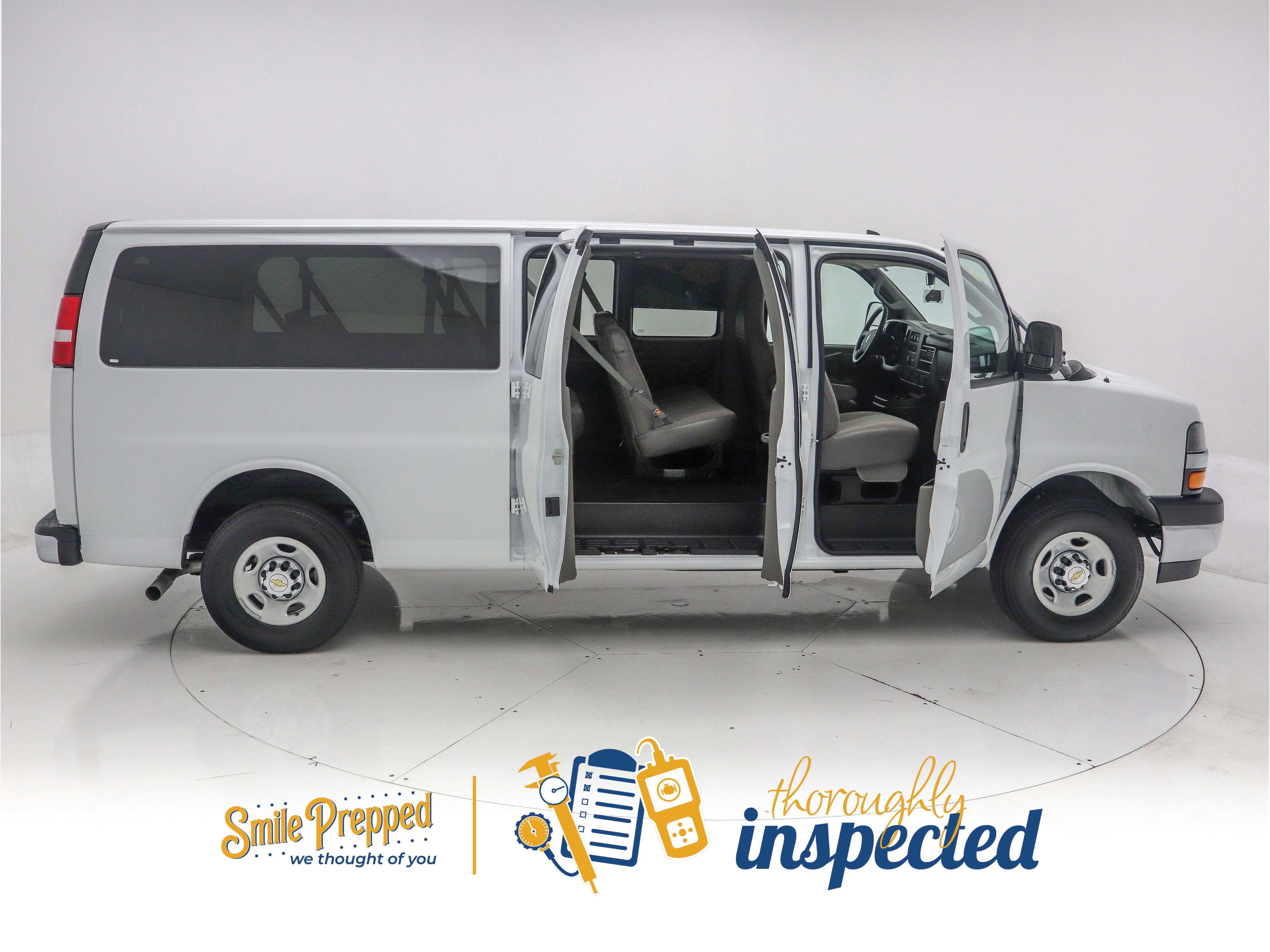 Used 2024 Chevrolet Express 3500 LT w/ LT Preferred Equipment Group image 3