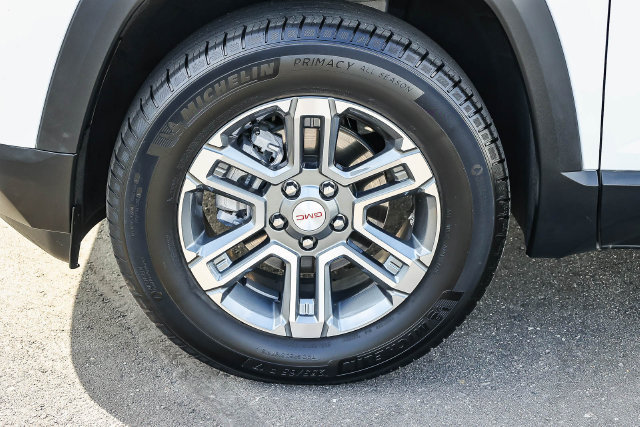 Used 2026 GMC Terrain Elevation FWD image 9