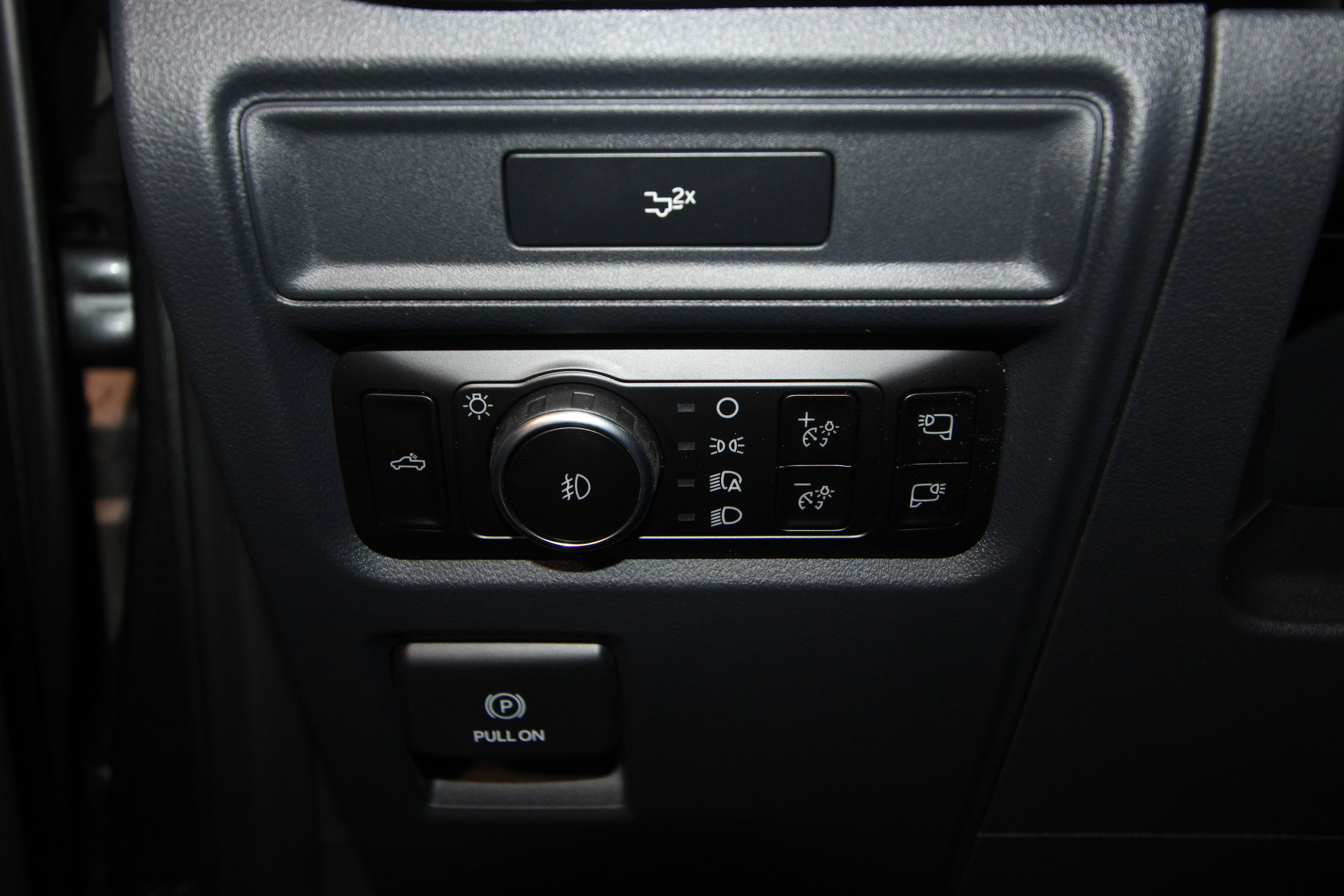 New 2026 Ford Expedition Active AWD/4WD image 7