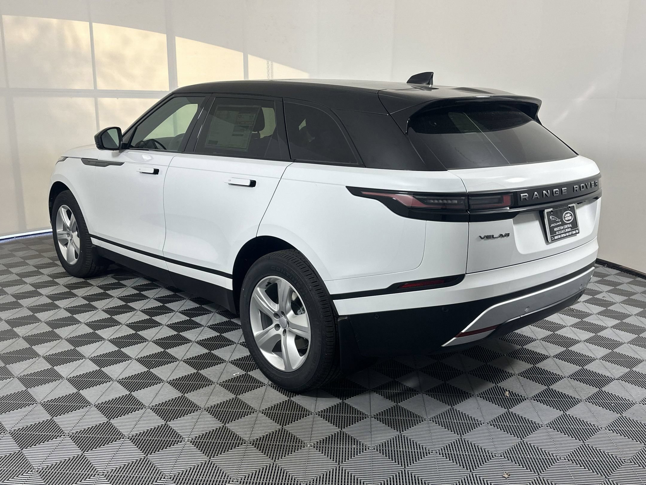 Certified 2026 Land Rover Range Rover Velar S AWD/4WD image 2