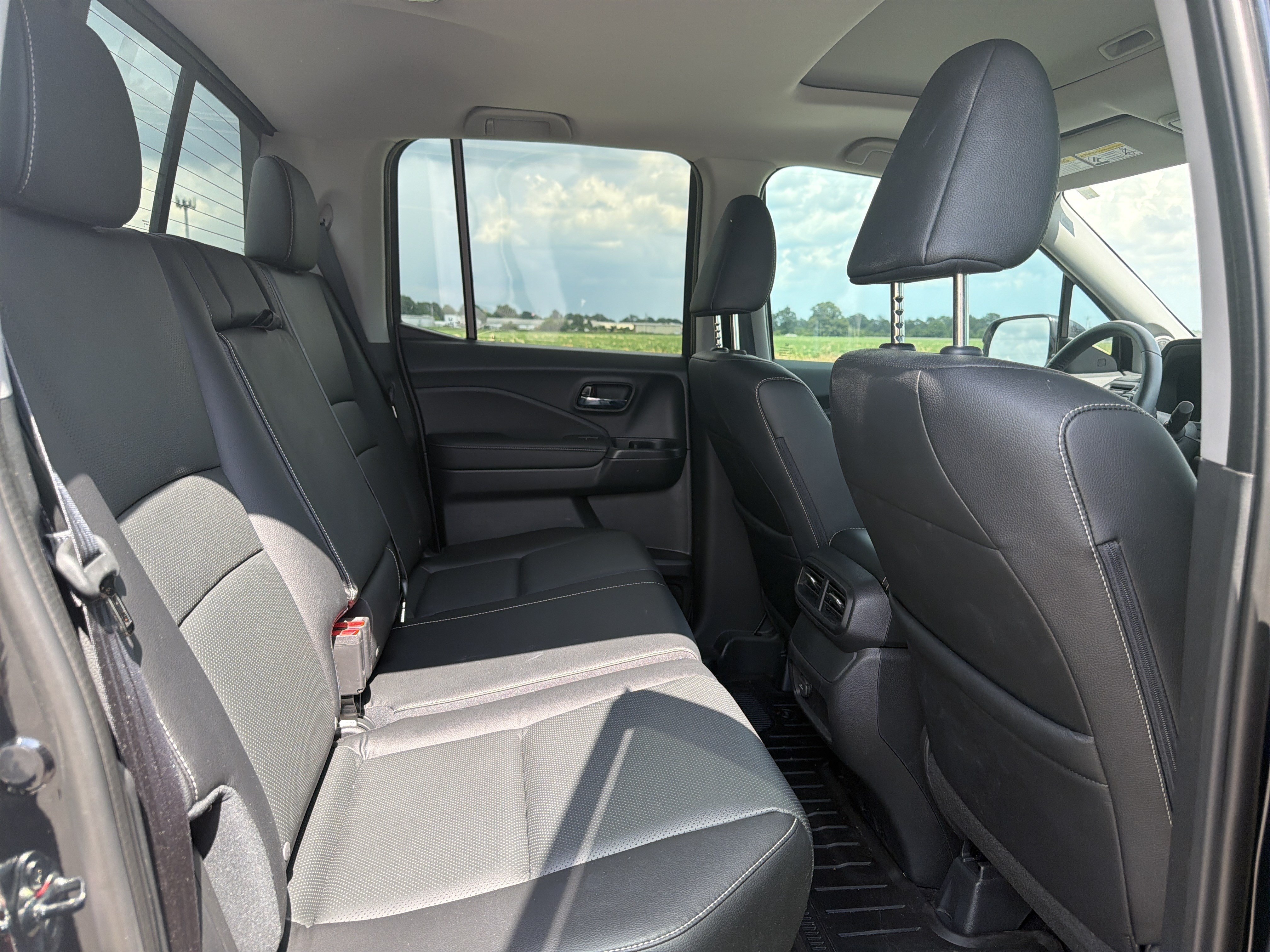 Certified 2025 Honda Ridgeline RTL image 16