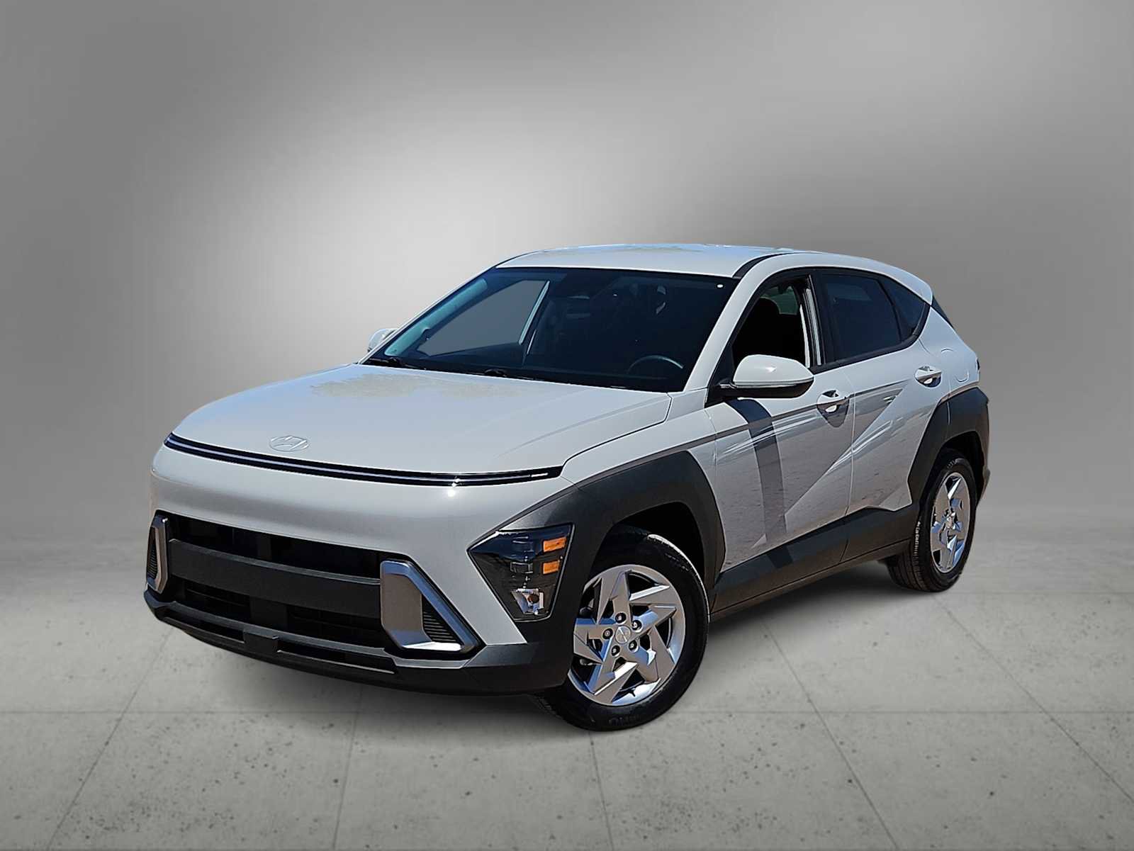 Certified 2024 Hyundai Kona SE FWD image 1