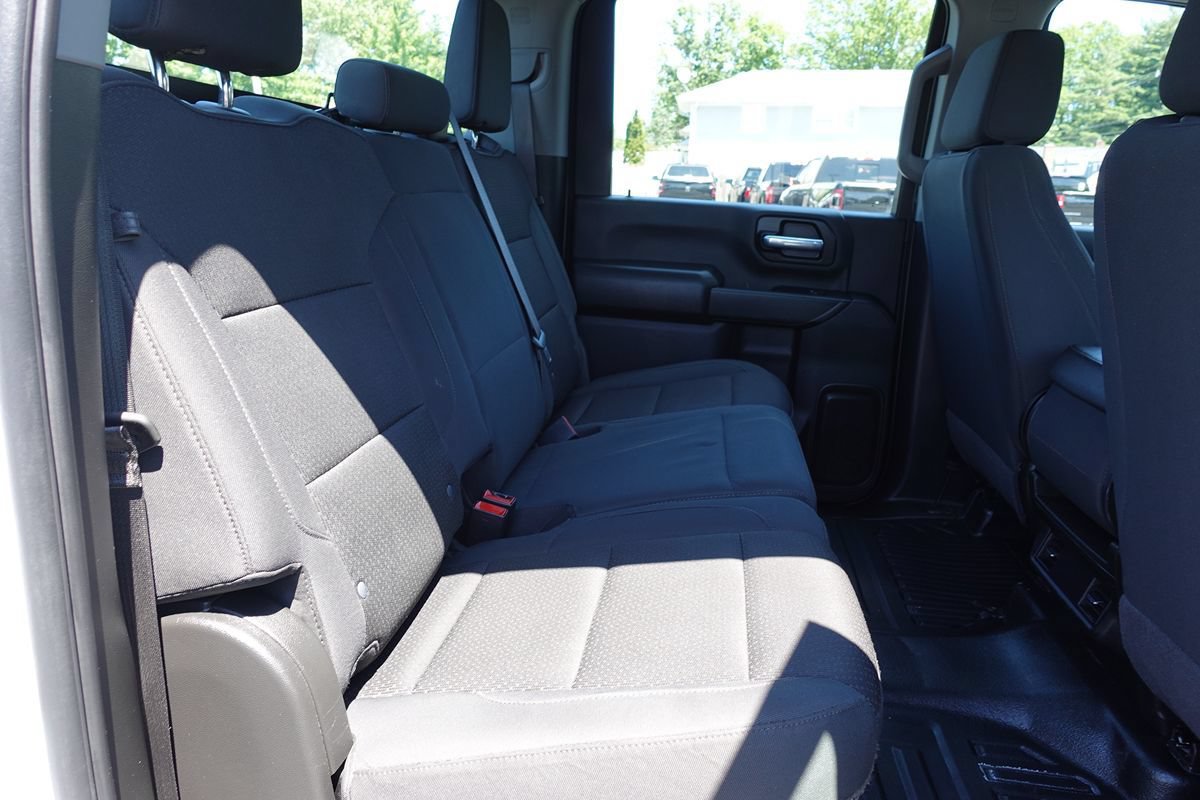 Used 2025 Chevrolet Silverado 2500 W/T AWD/4WD image 29