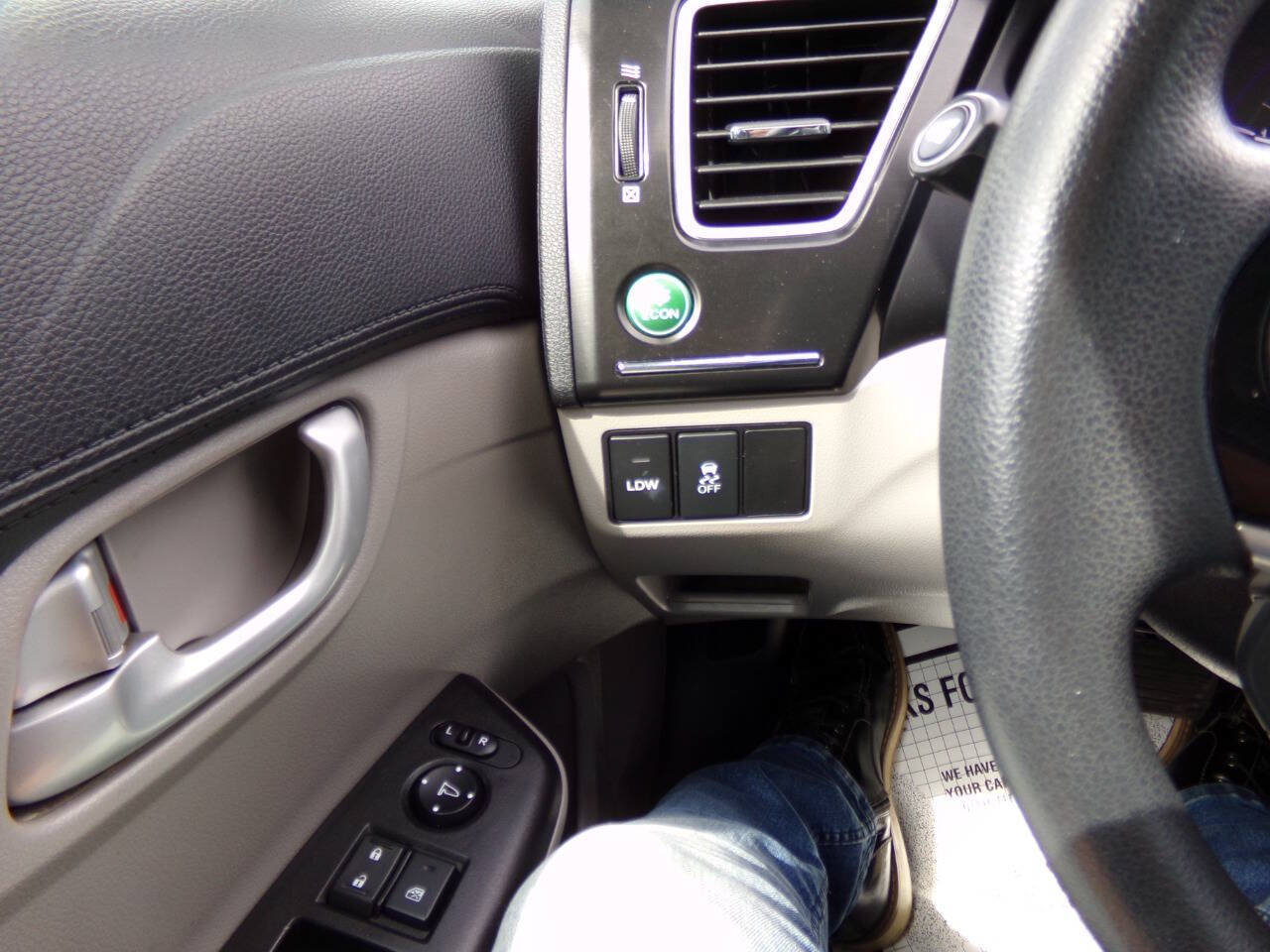 Used 2015 Honda Civic Hybrid Sedan image 23