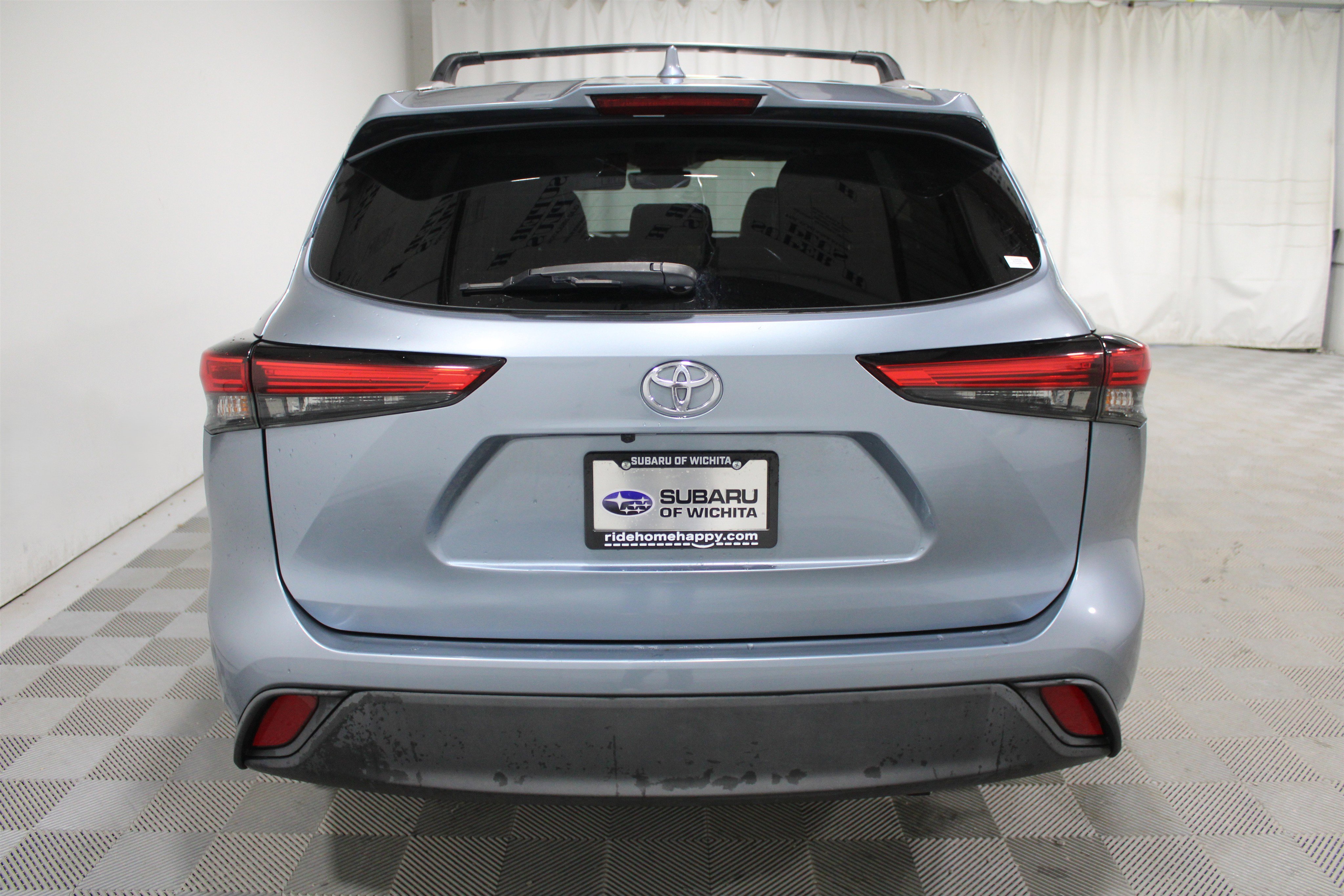 Used 2022 Toyota Highlander XLE image 31