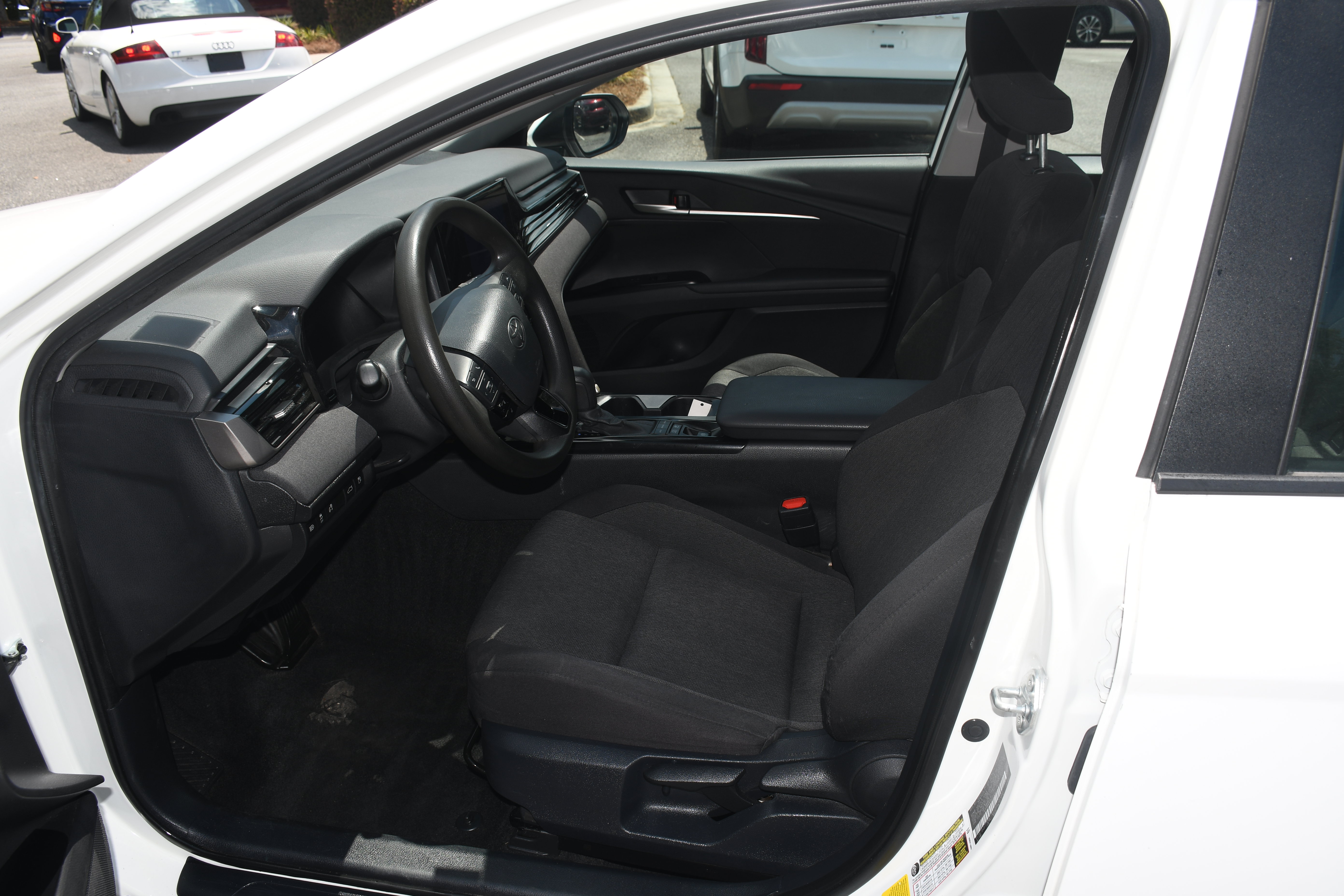 Certified 2025 Toyota Camry LE FWD image 7