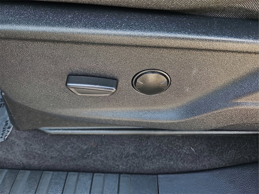 Used 2023 Ford F150 XLT image 20