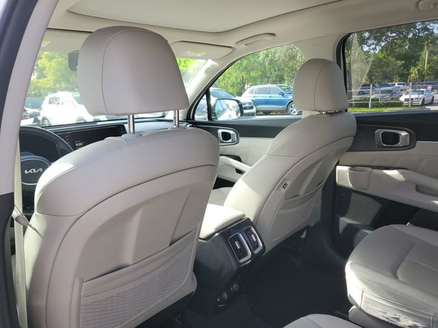Certified 2023 Kia Sorento SX FWD image 11