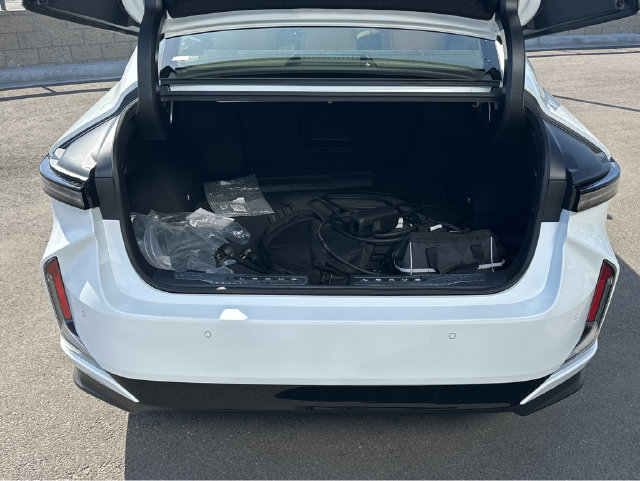 New 2026 Lexus ES 350e w/ Convenience Package FWD image 19