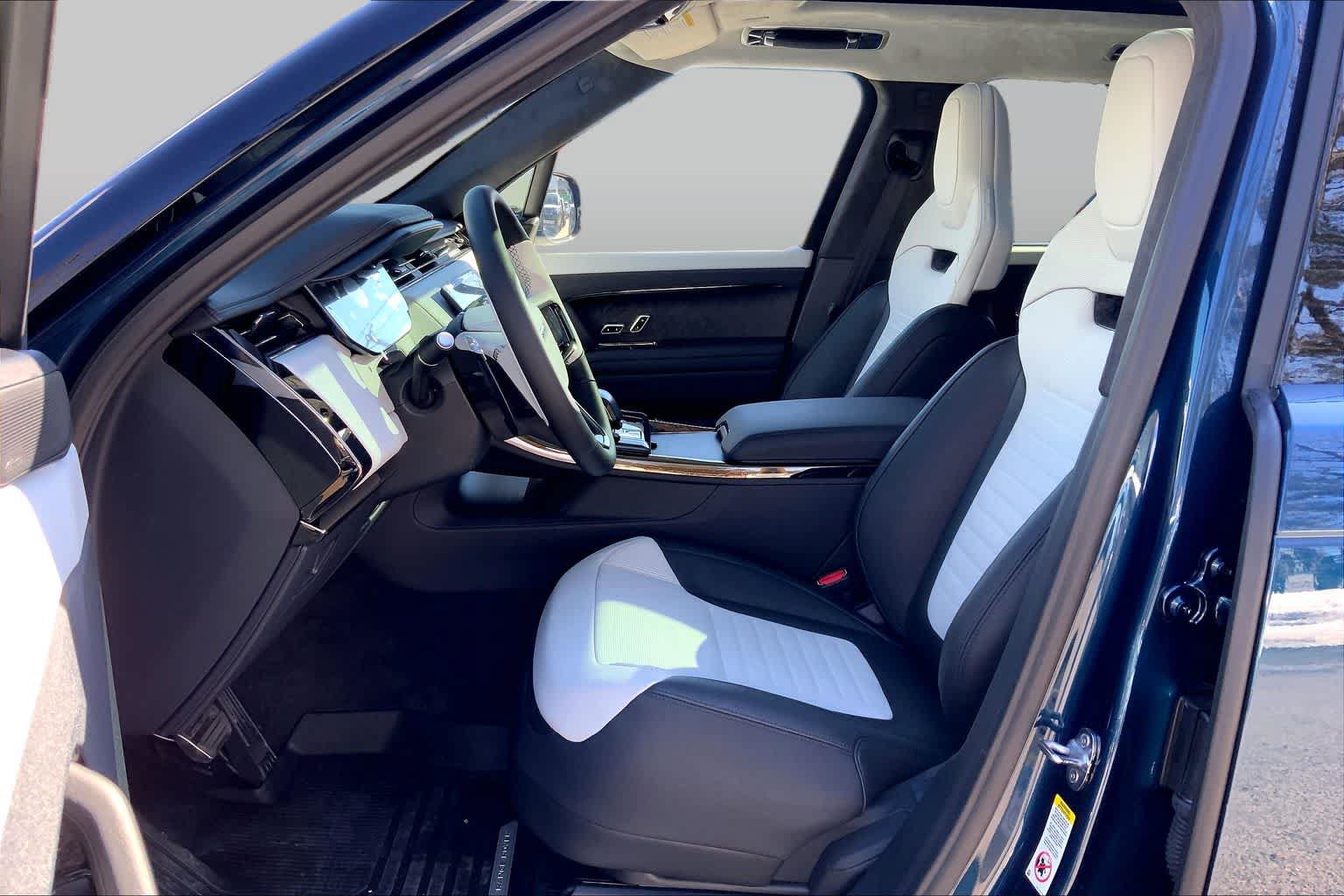 New 2026 Land Rover Range Rover Sport SV AWD/4WD image 13