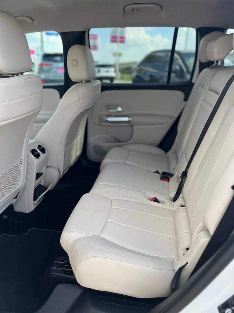Used 2021 Mercedes-Benz GLB 250 image 23