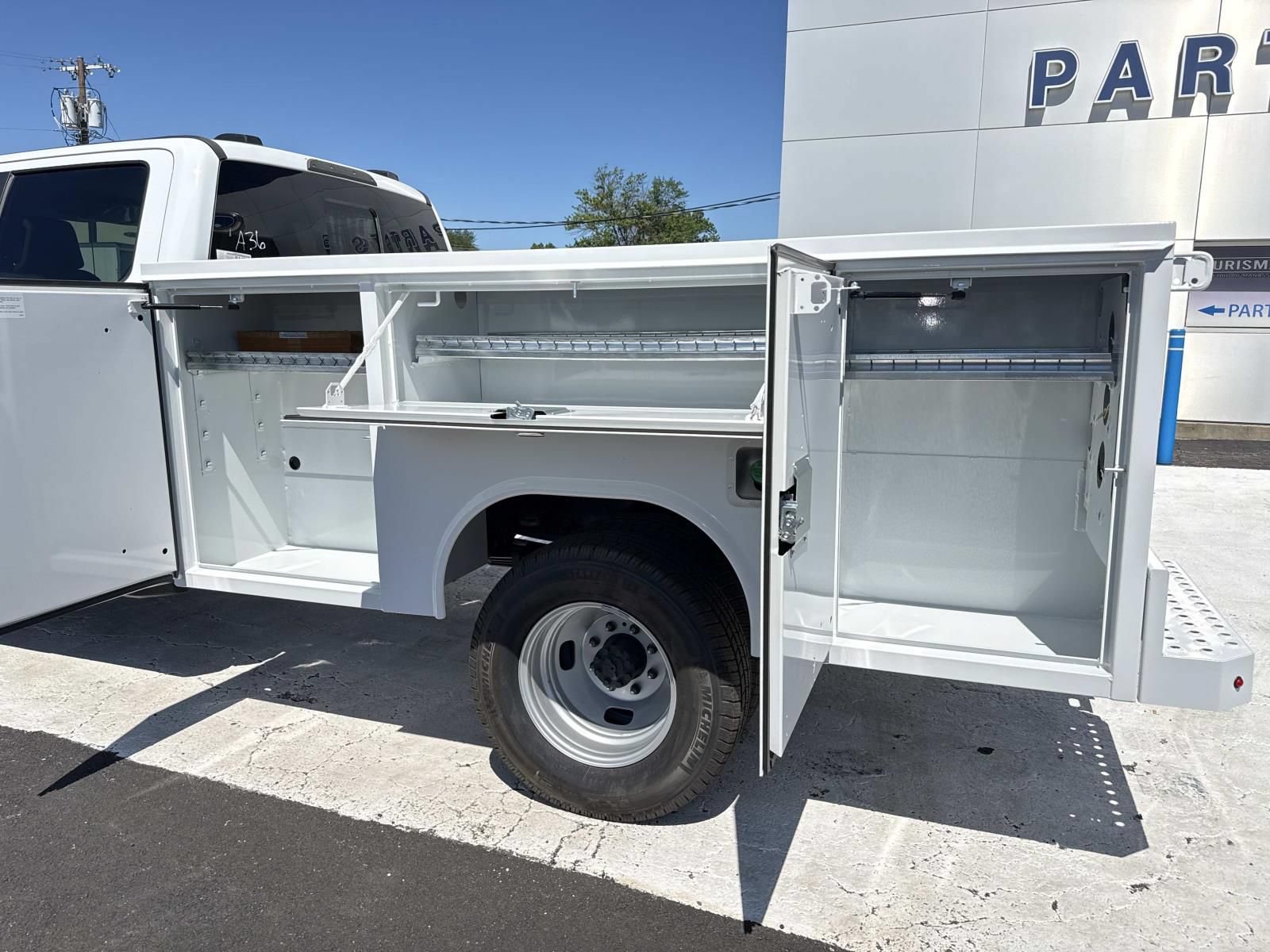 New 2026 Ford F350 XL w/ XL Chrome Package AWD/4WD image 12