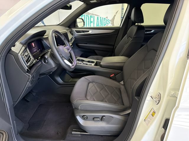 Used 2024 Volkswagen Atlas Cross Sport SE AWD/4WD image 9
