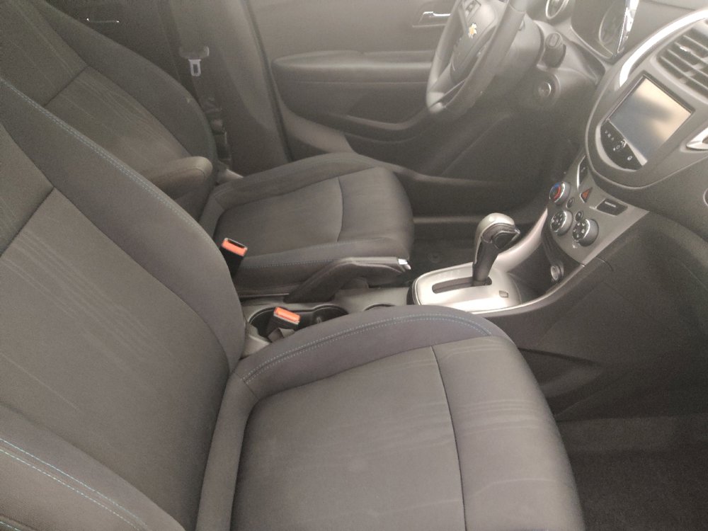 Used 2016 Chevrolet Trax LT AWD/4WD image 21