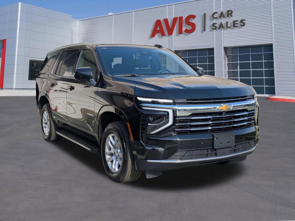 Used 2025 Chevrolet Tahoe LT image 3