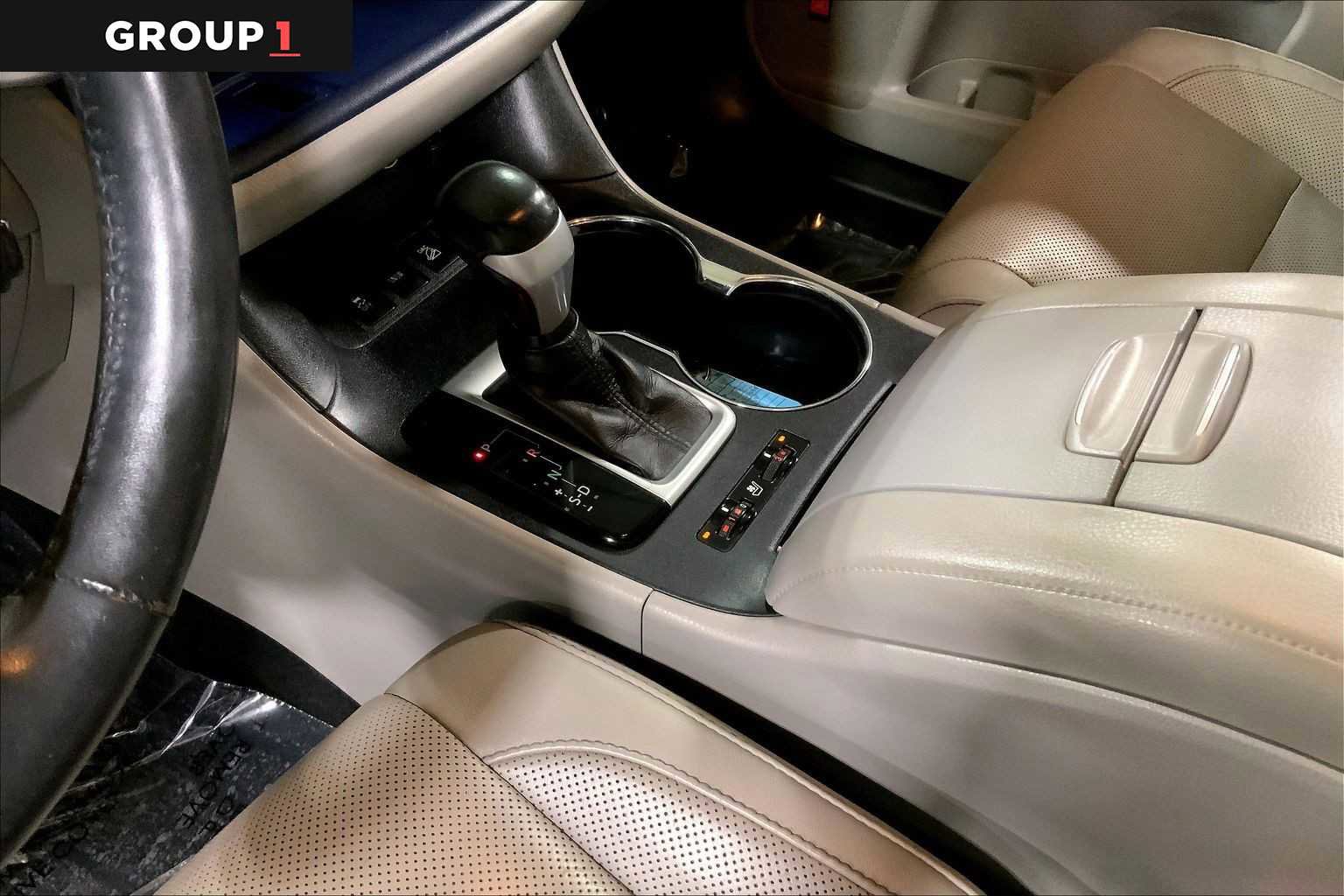 Used 2016 Toyota Highlander Limited Platinum image 16