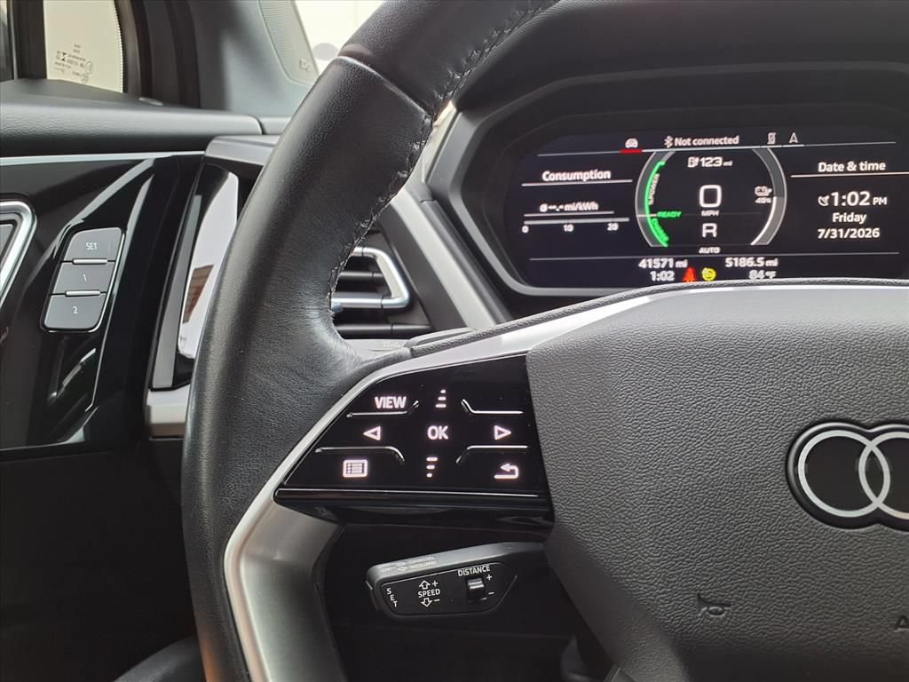 Used 2023 Audi Q4 e-tron Prestige AWD/4WD image 28