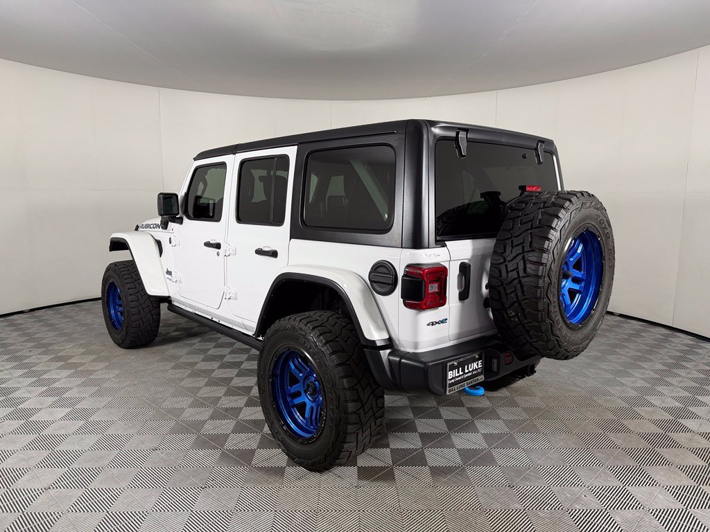 Used 2022 Jeep Wrangler Unlimited Rubicon 4xe w/ Cold Weather Group AWD/4WD image 9