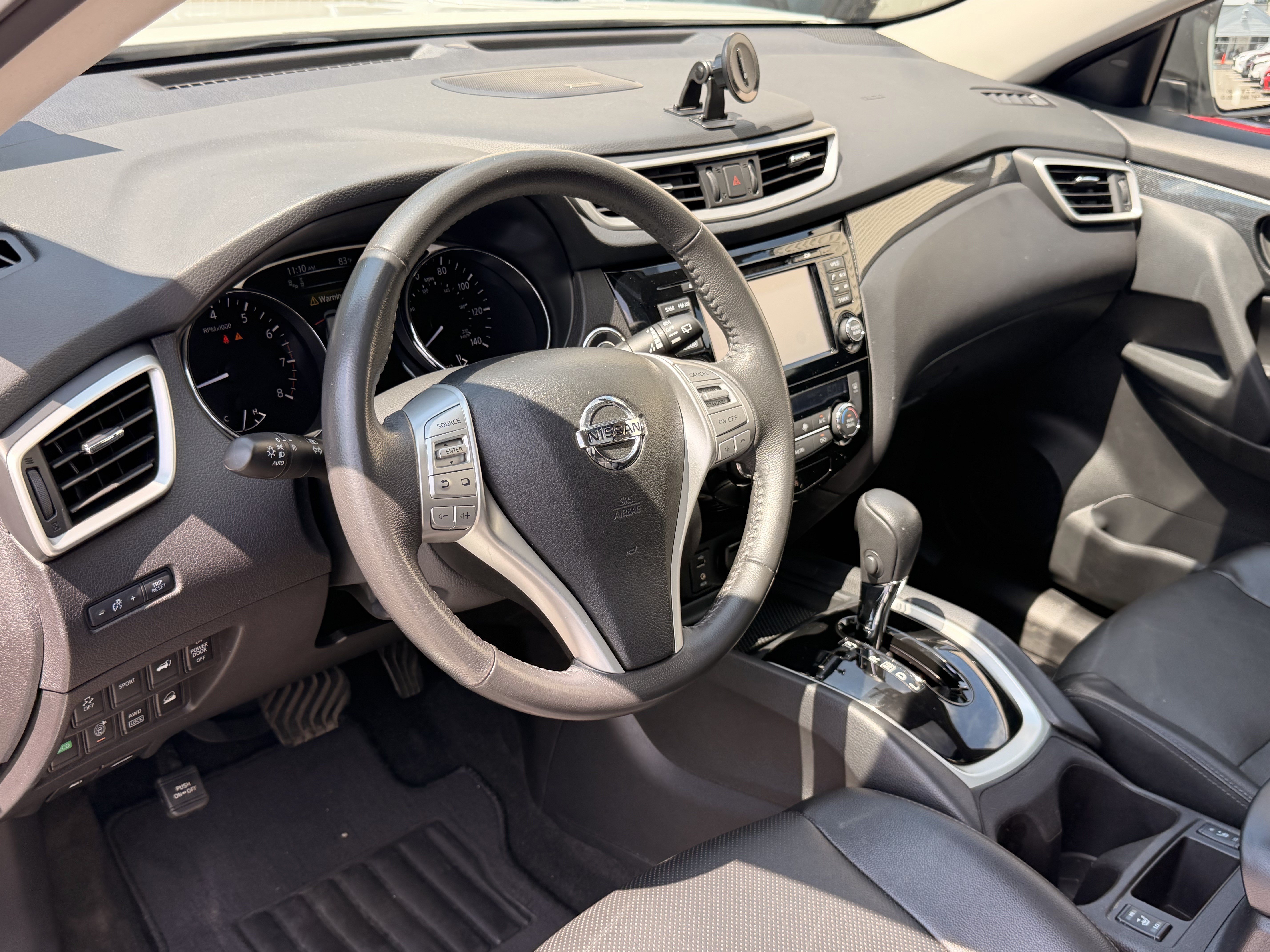Used 2016 Nissan Rogue SL w/ SL Premium Package AWD/4WD image 13