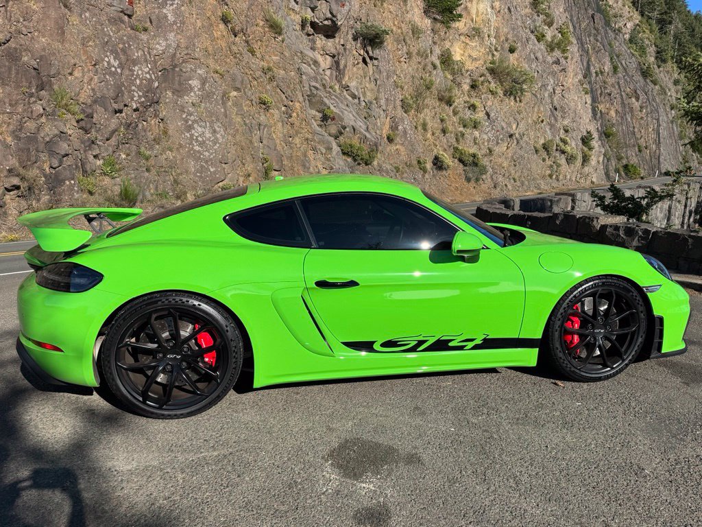 Used 2023 Porsche 718 Cayman GT4 RWD image 10