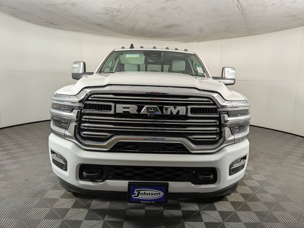 New 2026 RAM 3500 Laramie AWD/4WD image 10