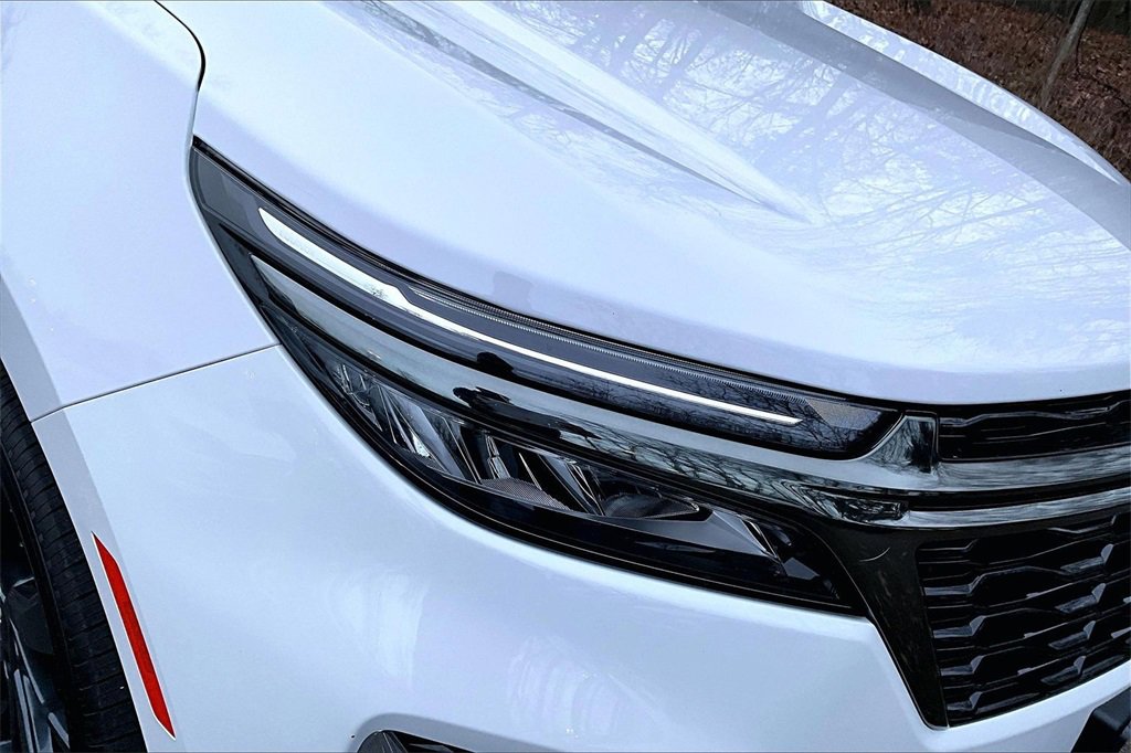 Used 2023 Chevrolet Equinox RS image 31