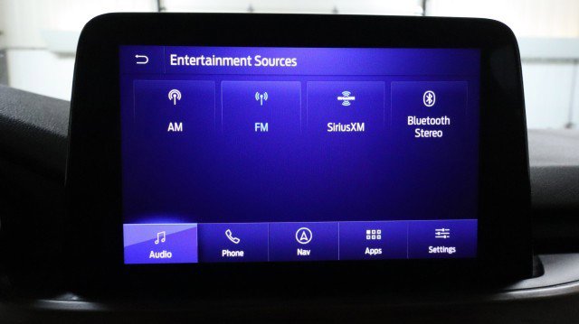 Used 2020 Ford Escape Titanium image 16