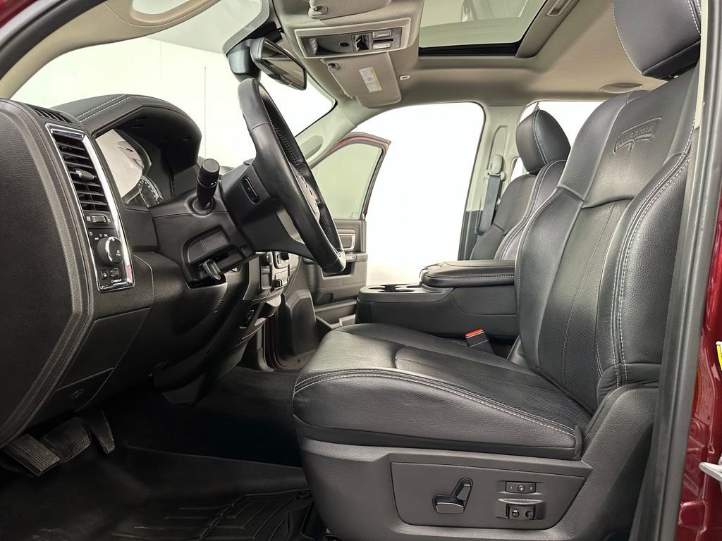 Used 2018 RAM 3500 Laramie image 9