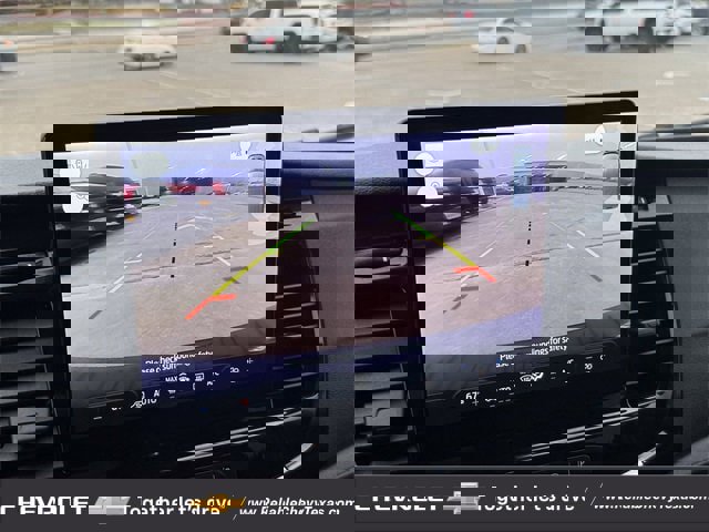 Used 2023 Ford Transit 350 XLT image 22