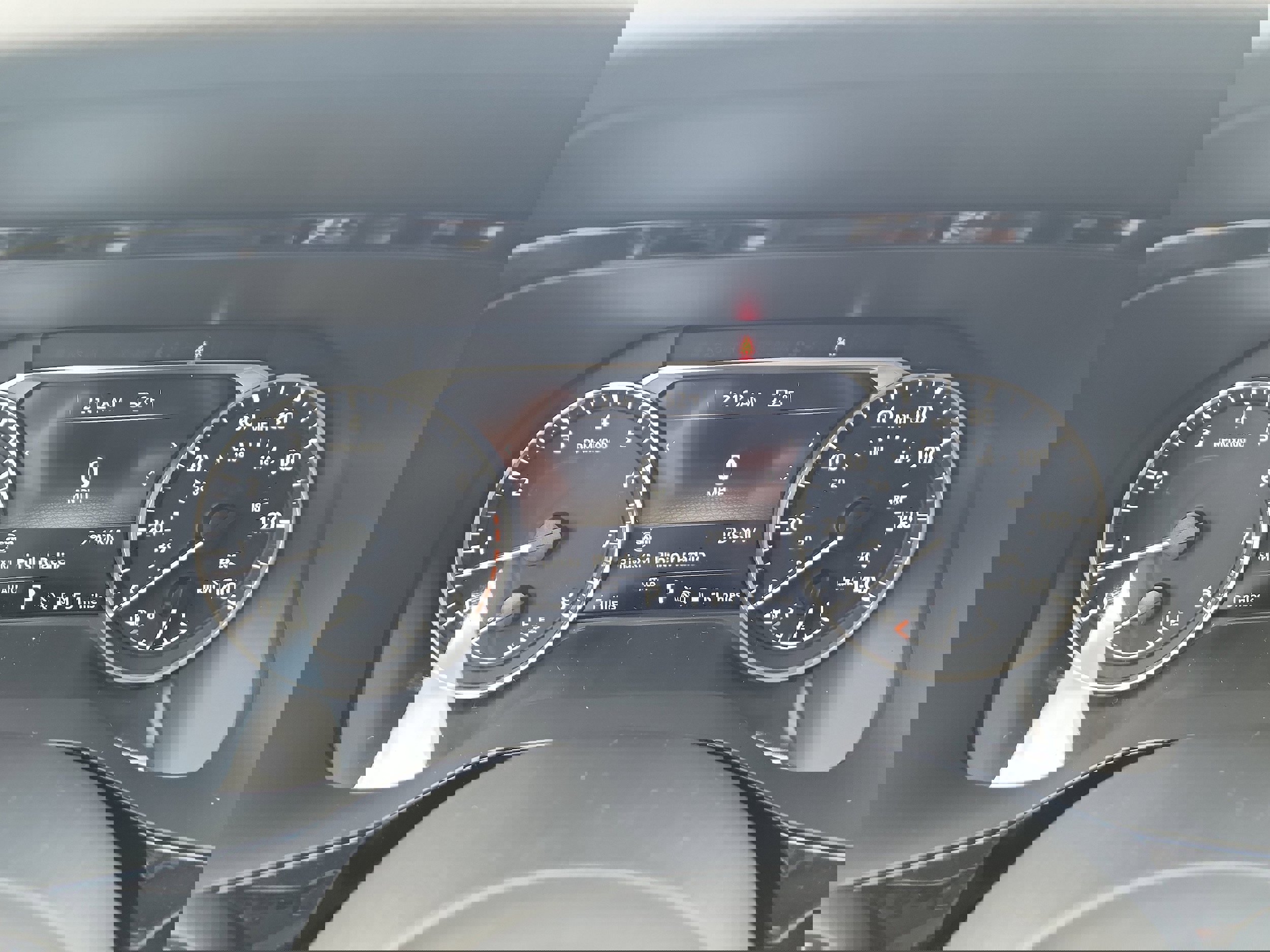 New 2025 Nissan Pathfinder SV image 20