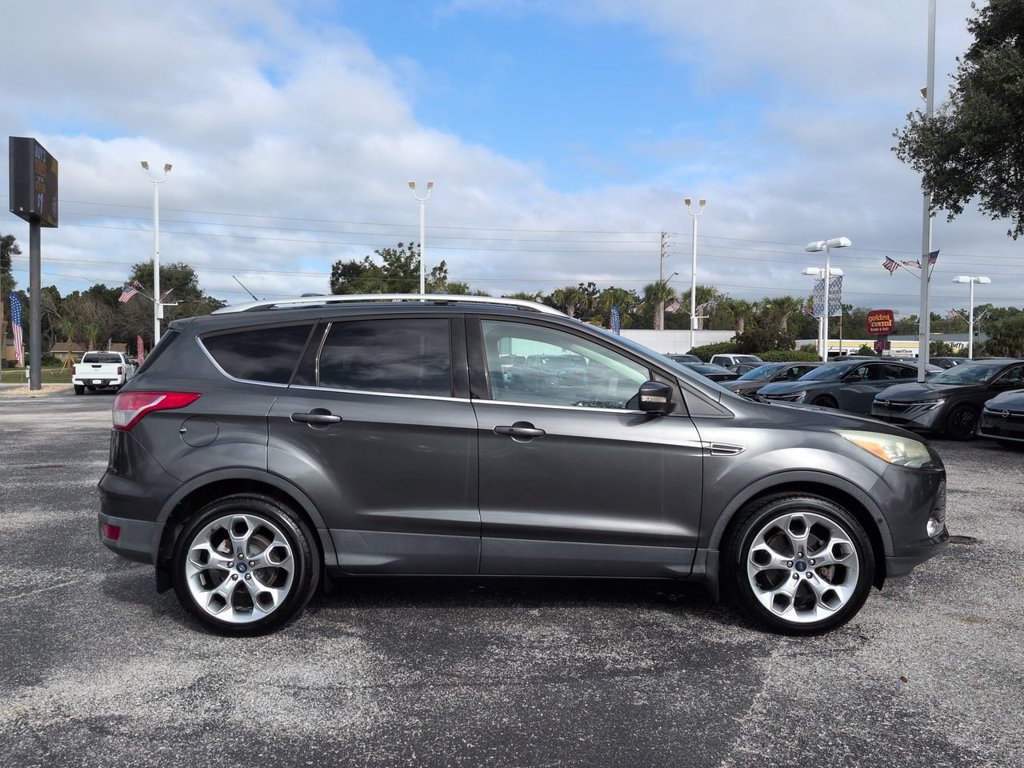 Used 2015 Ford Escape Titanium w/ Equipment Group 301A AWD/4WD image 3