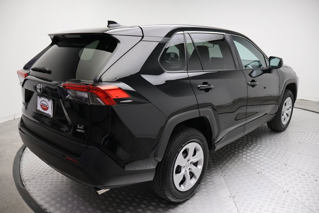 Certified 2025 Toyota RAV4 LE image 8