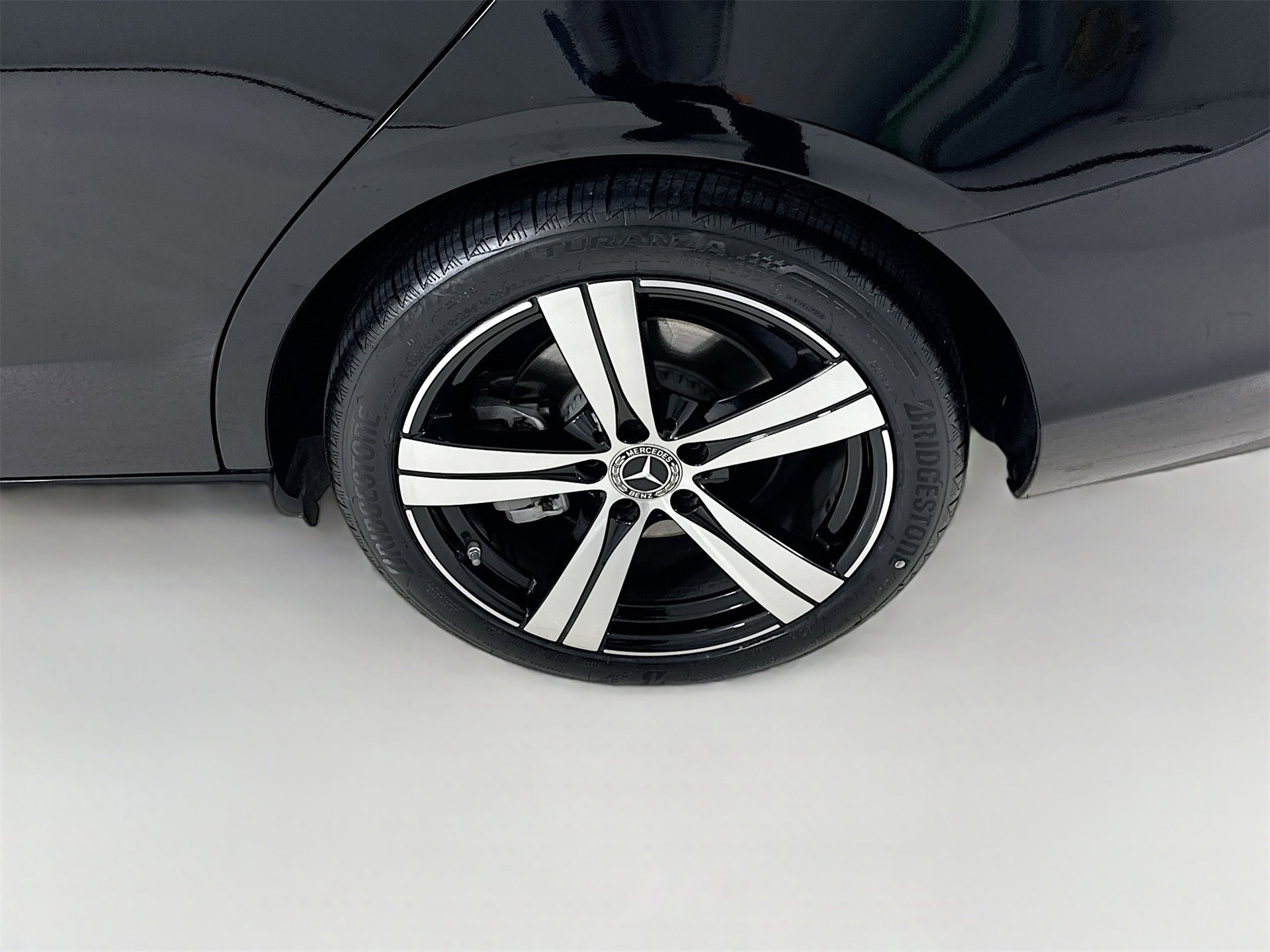 Certified 2025 Mercedes-Benz C 300 Sedan image 34