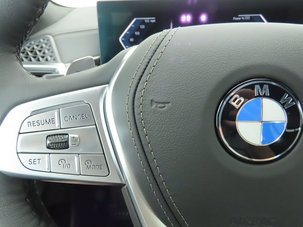 Used 2026 BMW X7 xDrive40i AWD/4WD image 12