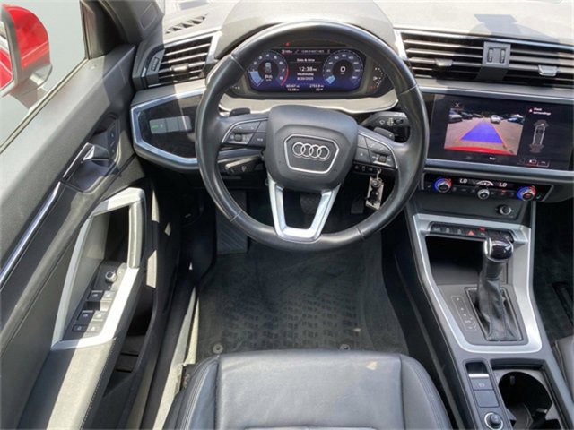 Used 2022 Audi Q3 2.0T Premium image 8