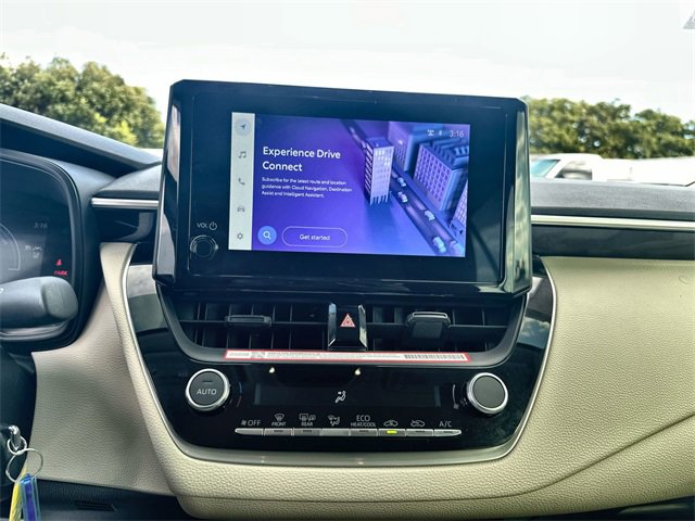 Used 2026 Toyota Corolla LE image 12