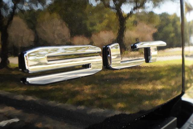 Used 2025 GMC Sierra 1500 SLT w/ SLT Premium Plus Package image 46