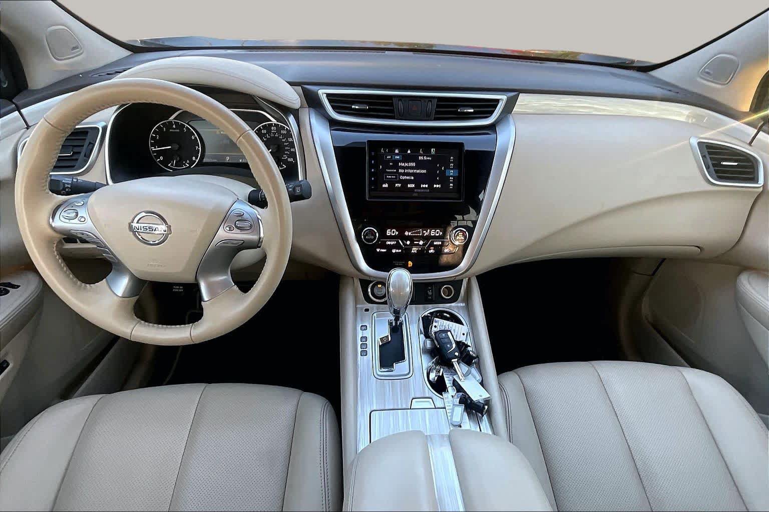 Used 2017 Nissan Murano SL w/ SL Technology Package FWD image 16