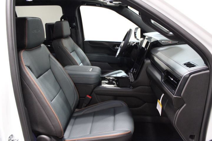 New 2026 GMC Yukon XL AT4 w/ AT4 Premium Plus Package AWD/4WD image 27